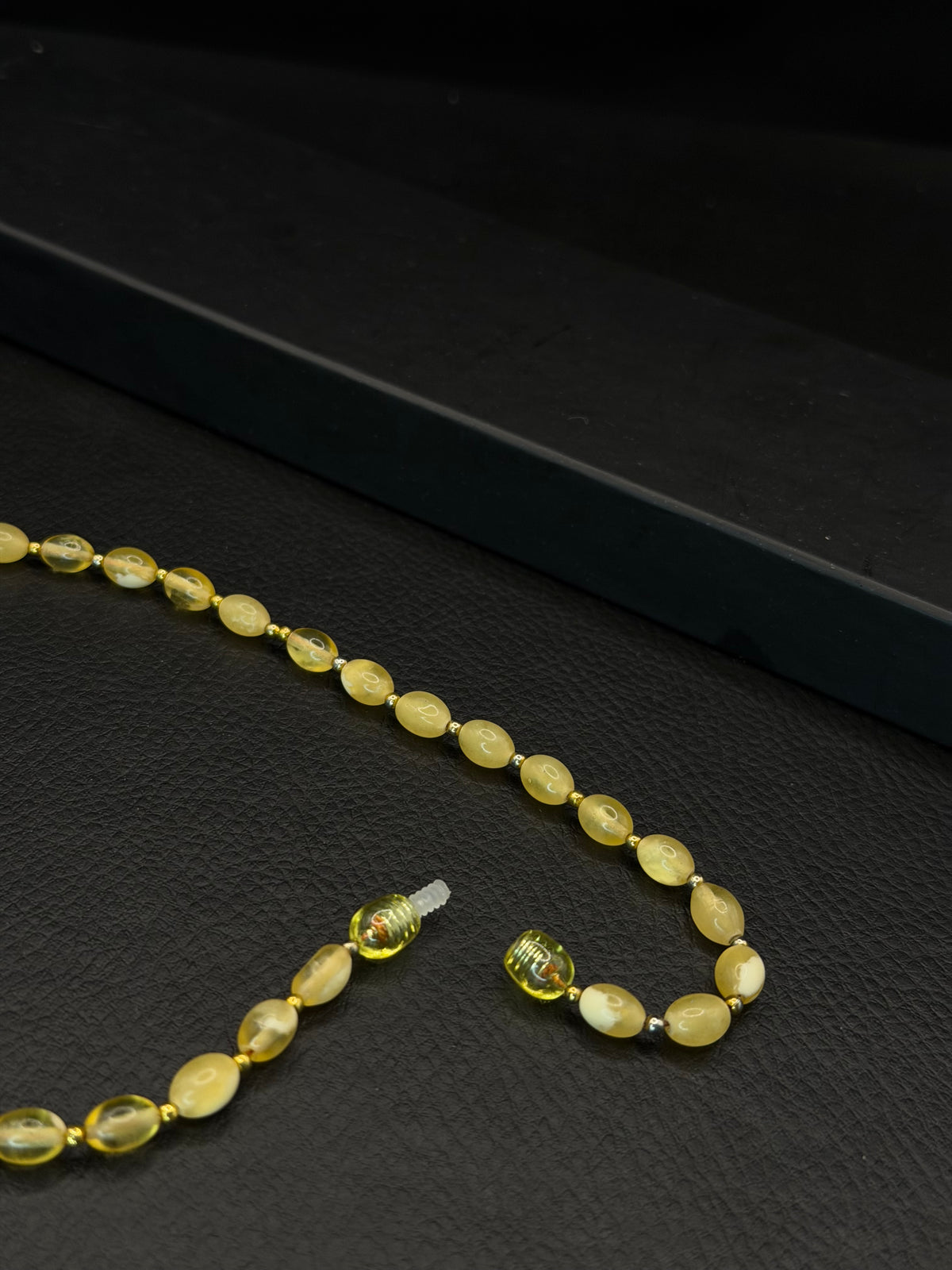 Natural Amber Toddler Necklace – 7.5g – Screw-On Closure