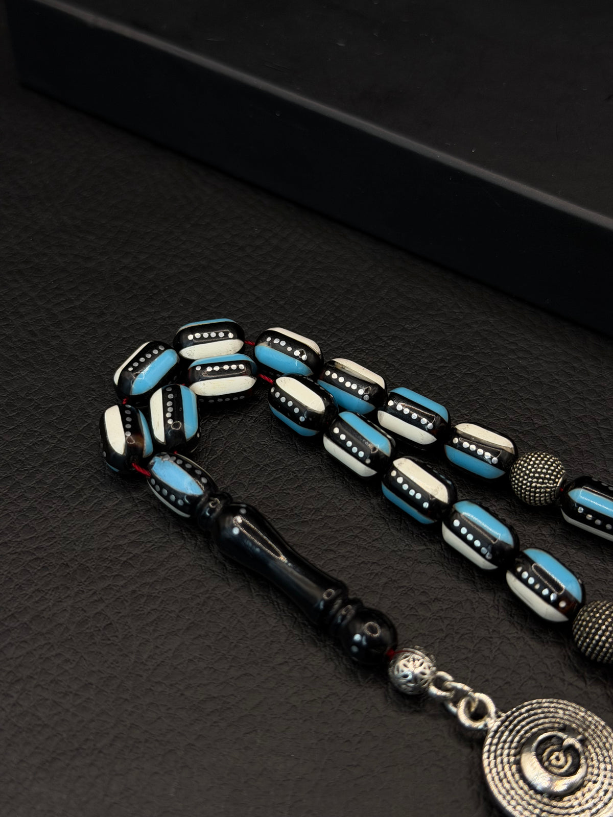 Wrist Size Black Kuka Tesbih – Alloy & Mine Inserted Alloy Tassel