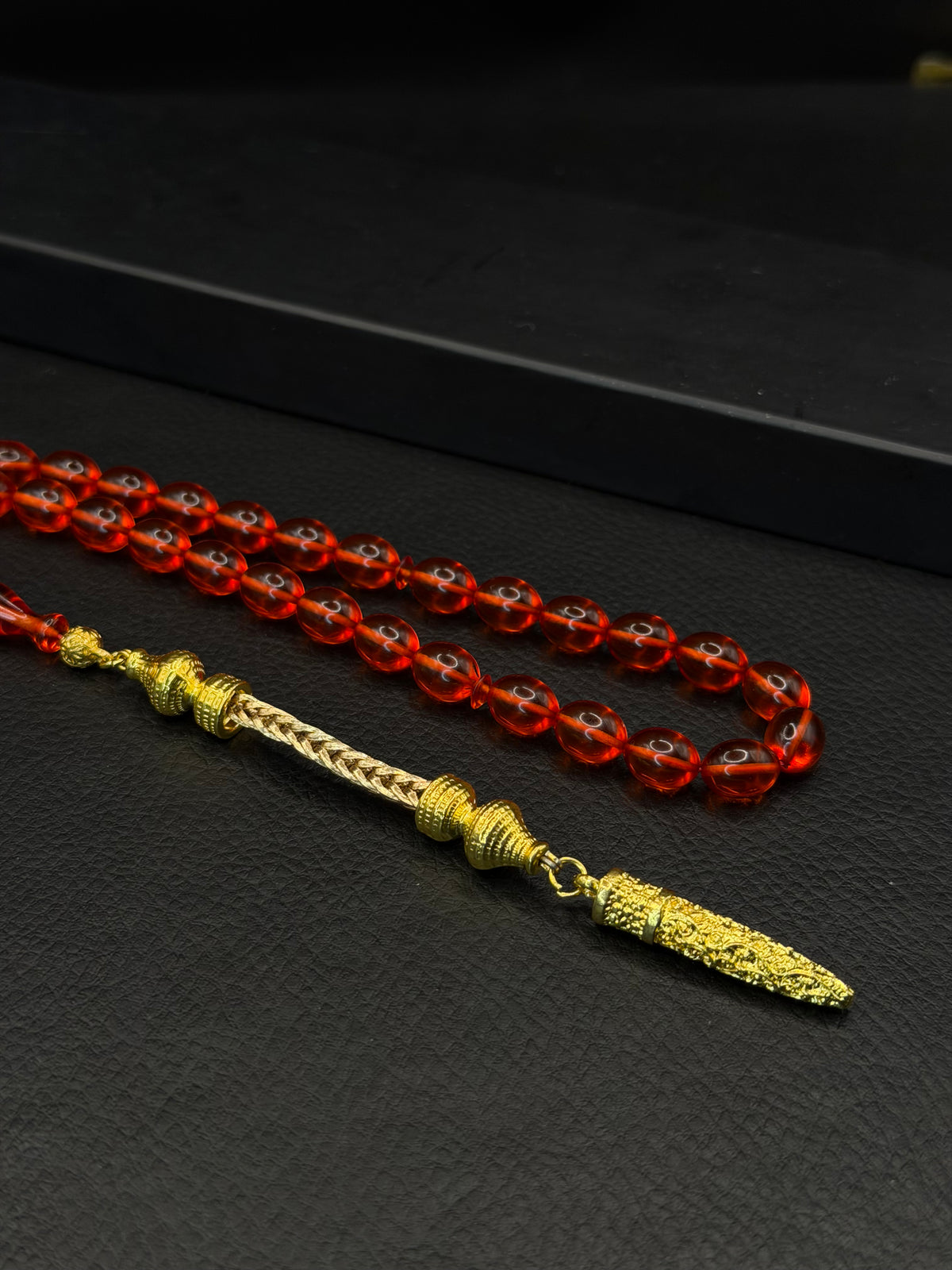 Red Fire Amber Tesbih – Oval Cut – Gold-Coloured Alloy Tassel