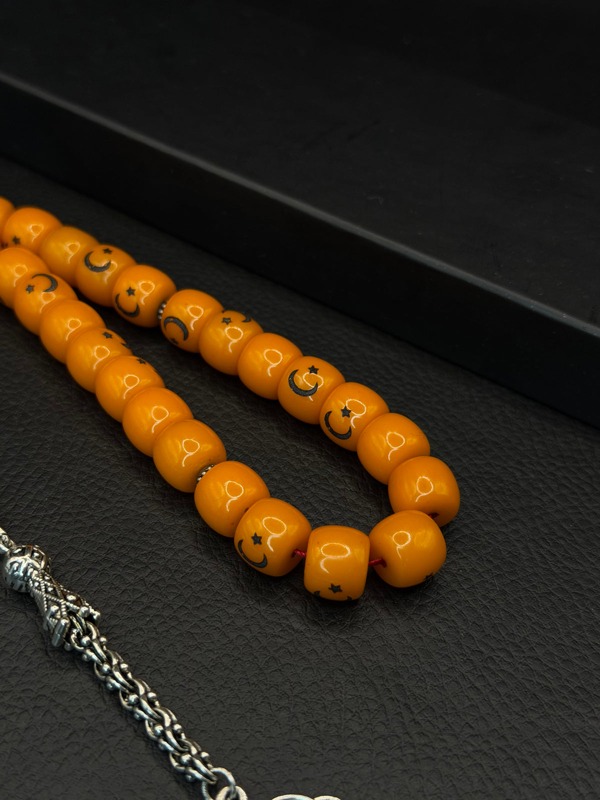 Turkish Flag Laser Compressed Amber Tesbih – Barrel Cut – Alloy Tassel