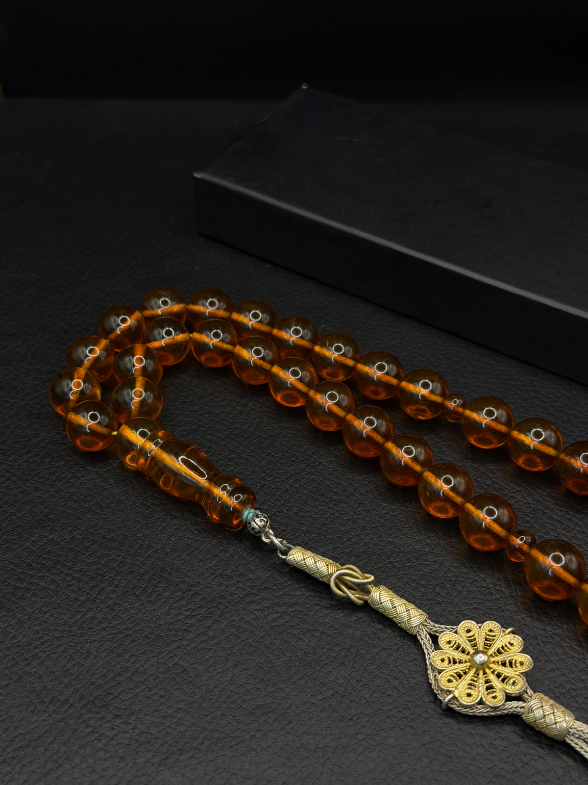 Ottoman Style Fire Amber Tesbih – Round Cut – 1K Kazaz Silver Tassel – Medium Size