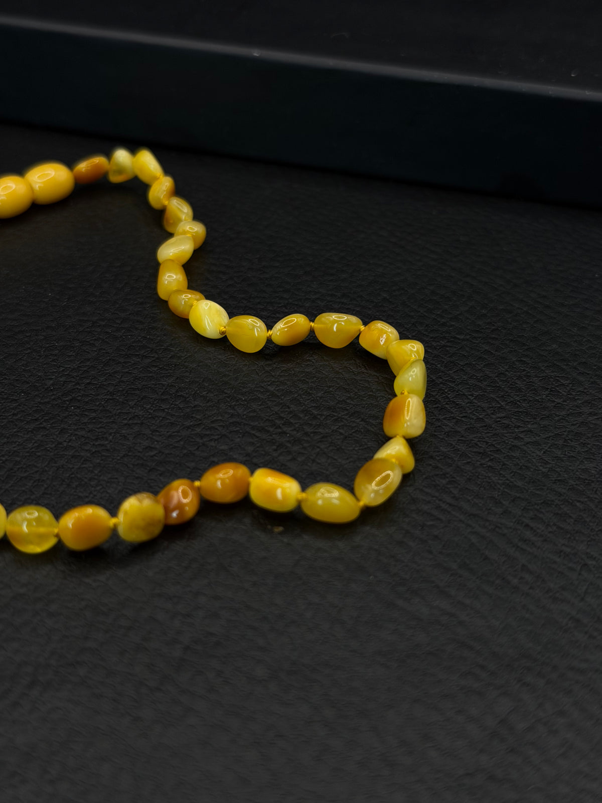 Natural Amber Toddler Necklace – 4.1g – Screw-On Closure