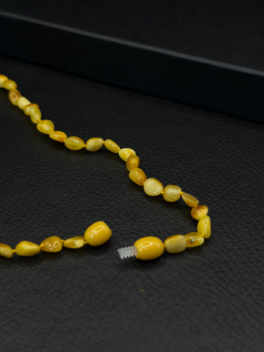Natural Amber Toddler Necklace – 4.1g – Screw-On Closure