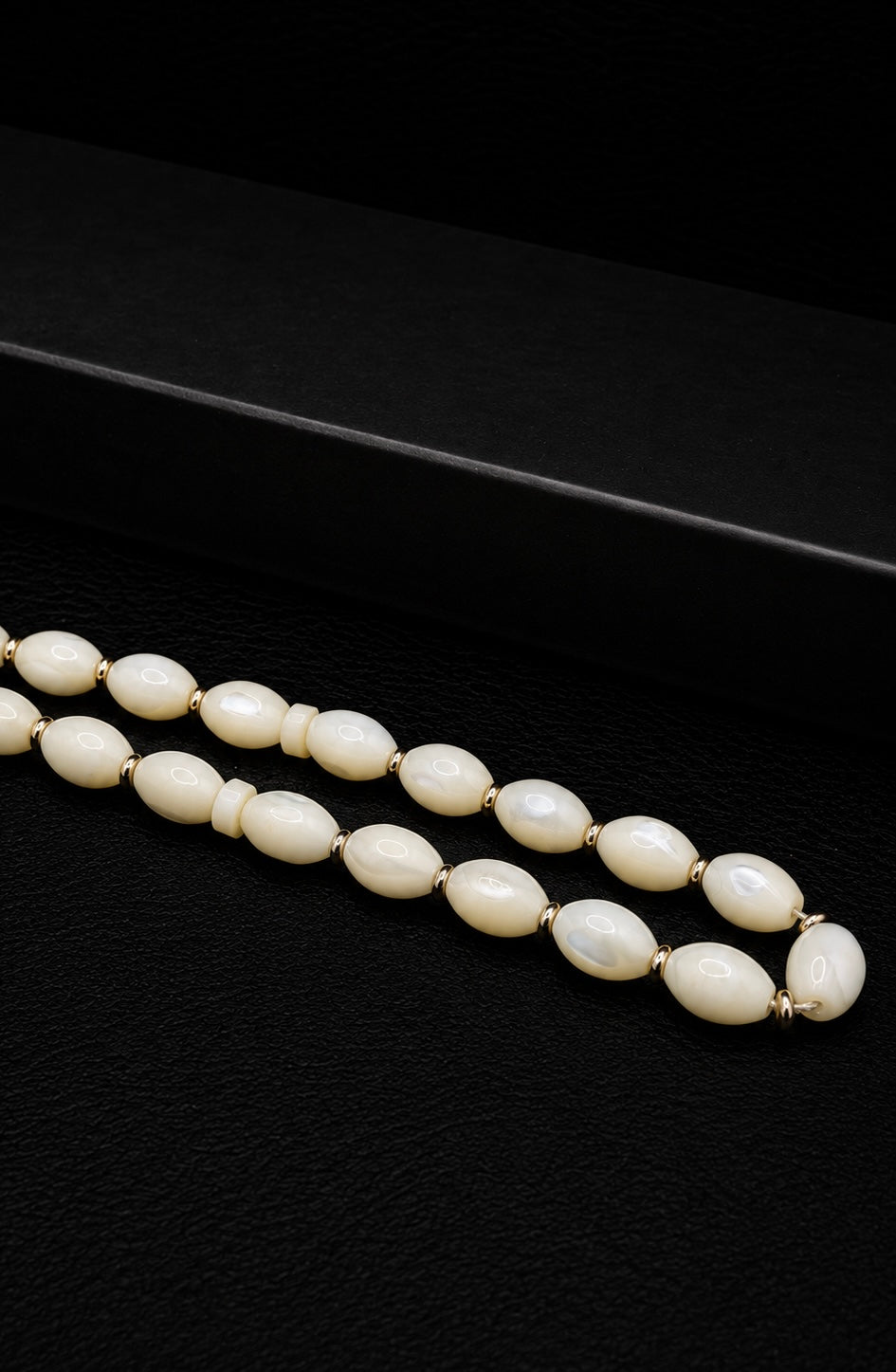 Sedef Natural Stone Tesbih – Custom Alloy Tassel