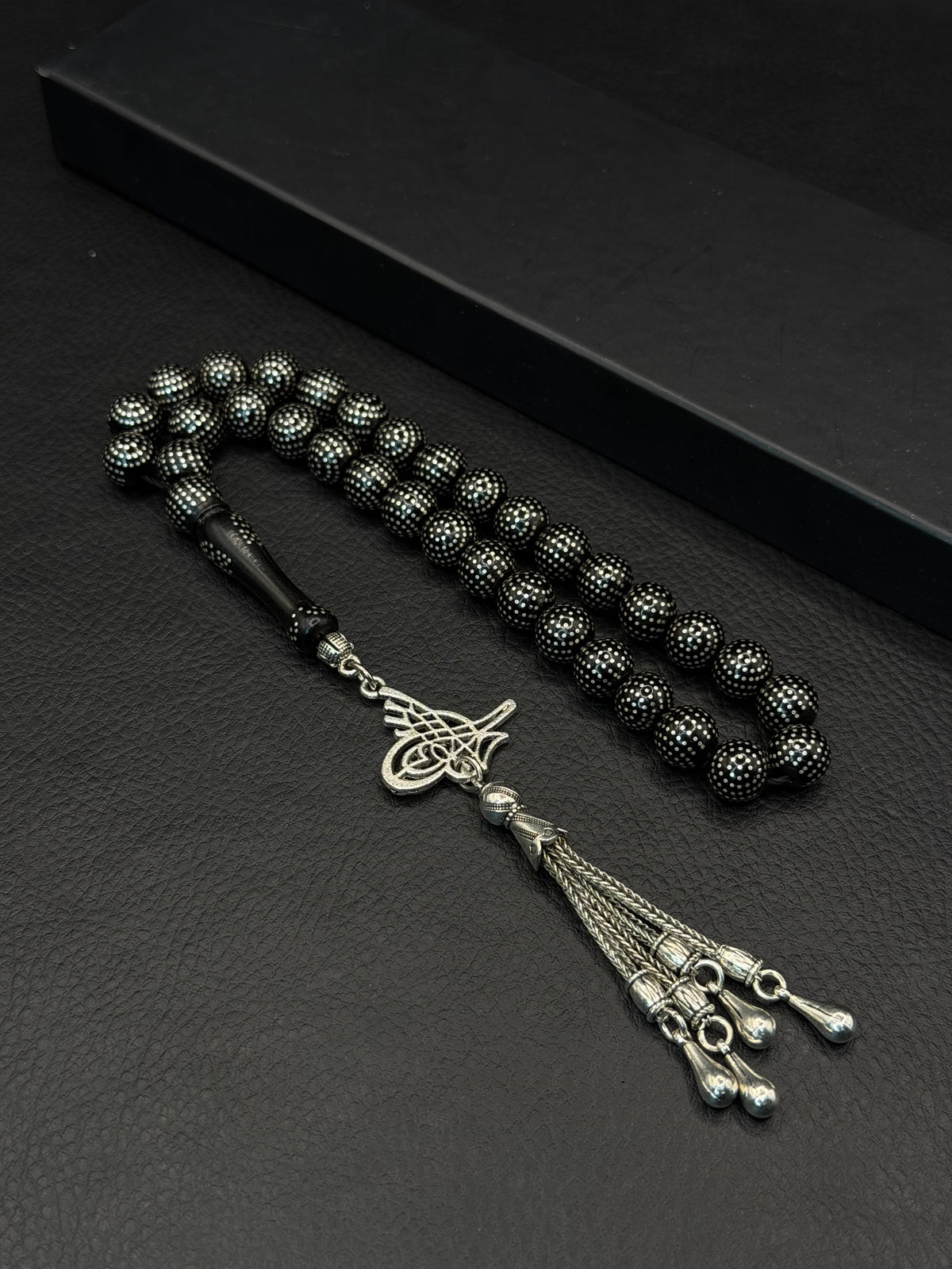 Black Kuka Silver Inserted Round Cut Tesbih – Alloy Tassel
