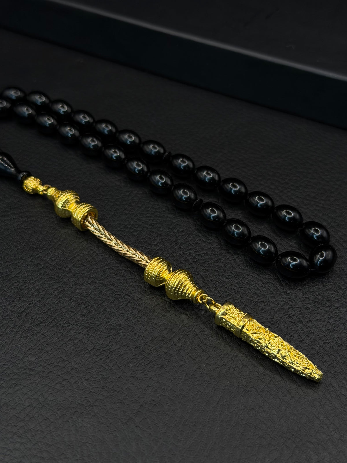 Black Fire Amber Tesbih – Oval Cut – Gold-Coloured Alloy Tassel