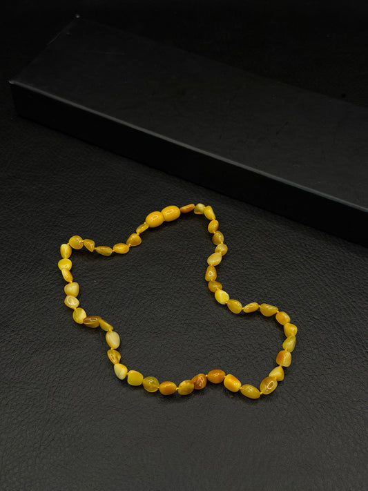 Natural Amber Toddler Necklace – 4.1g – Screw-On Closure