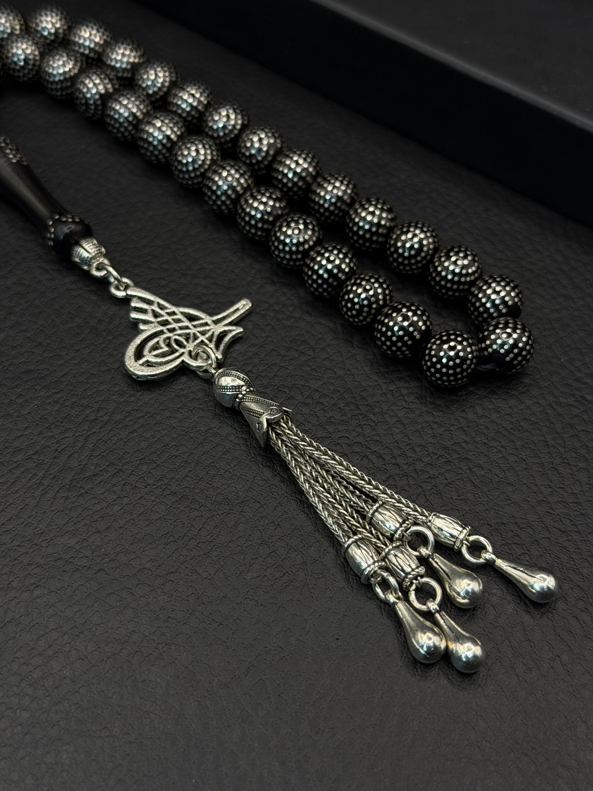 Black Kuka Silver Inserted Round Cut Tesbih – Alloy Tassel