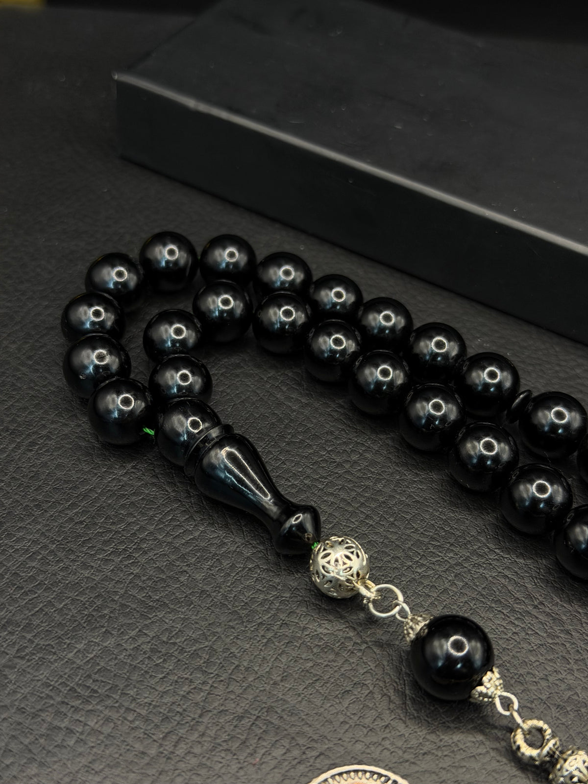 Black Compressed Amber – Alloy Tassel – Round Cut