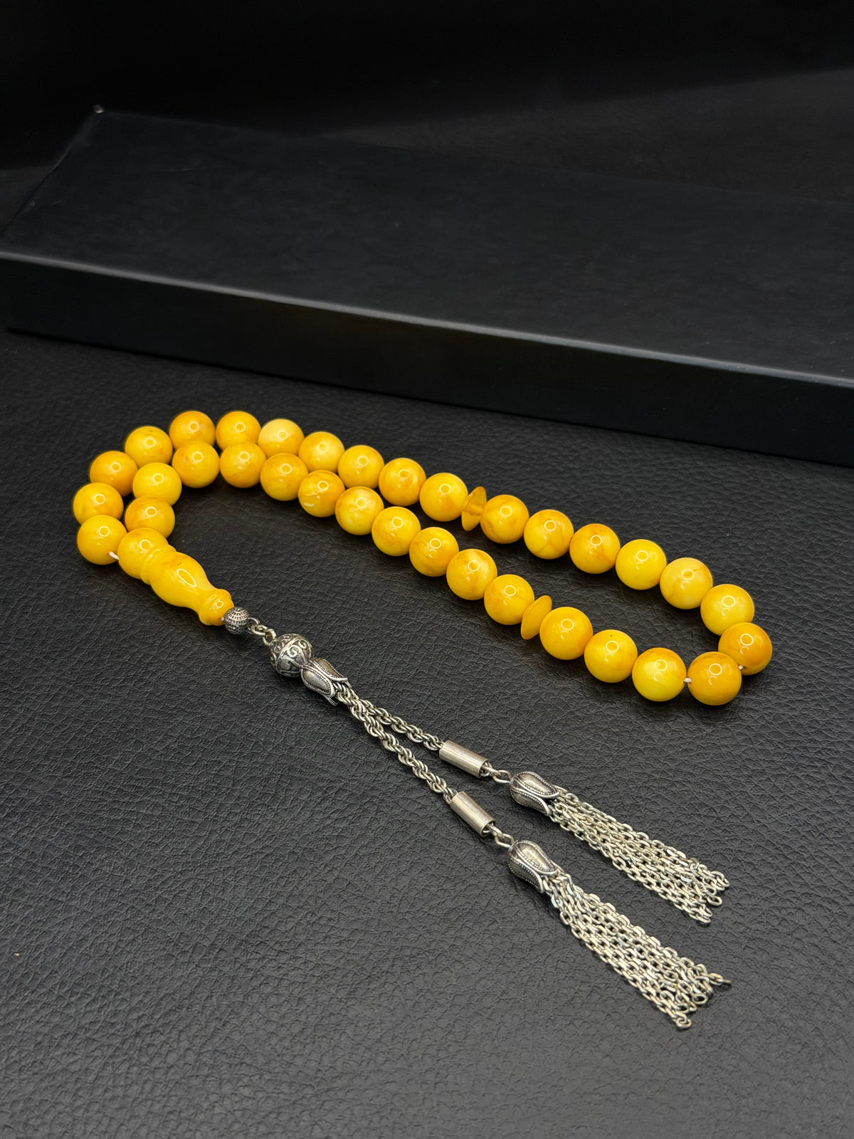 Natural Secar Amber Antique Round Cut Tesbih – 925 Silver Tassel