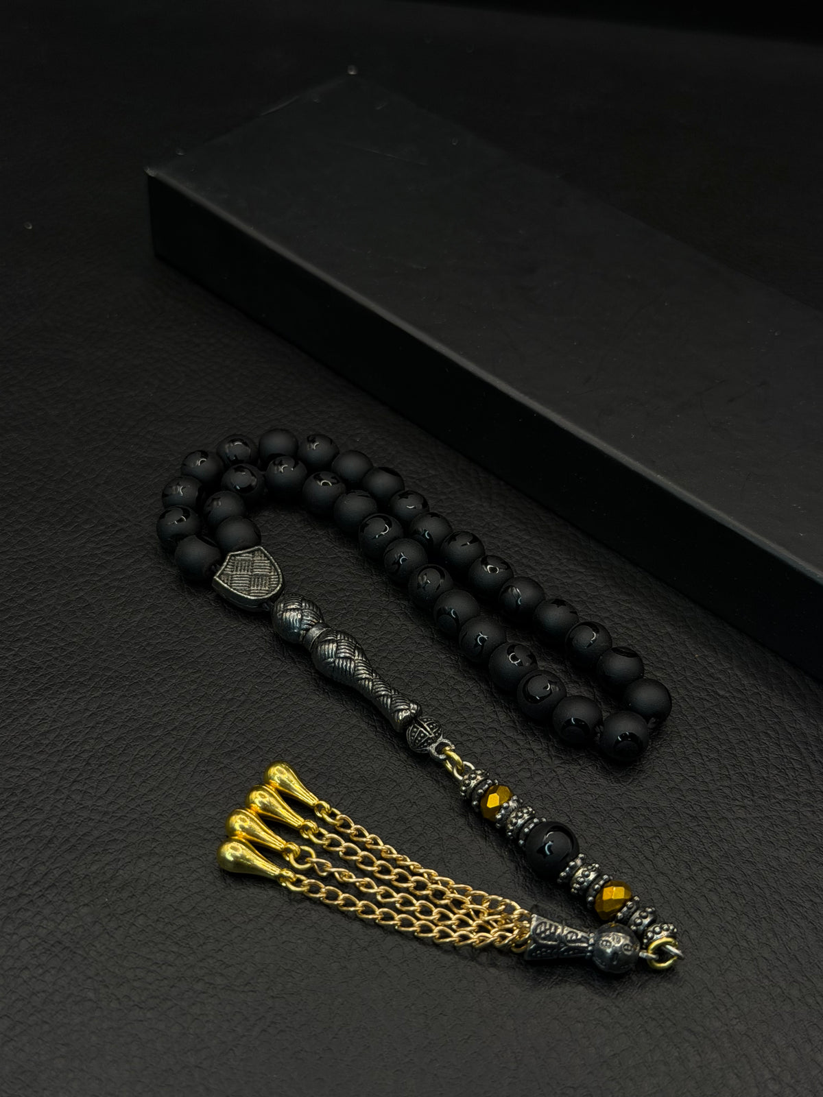 Black Onyx Natural Stone Round Cut Tesbih – Turkish Flag Laser Engraved Alloy Tassel
