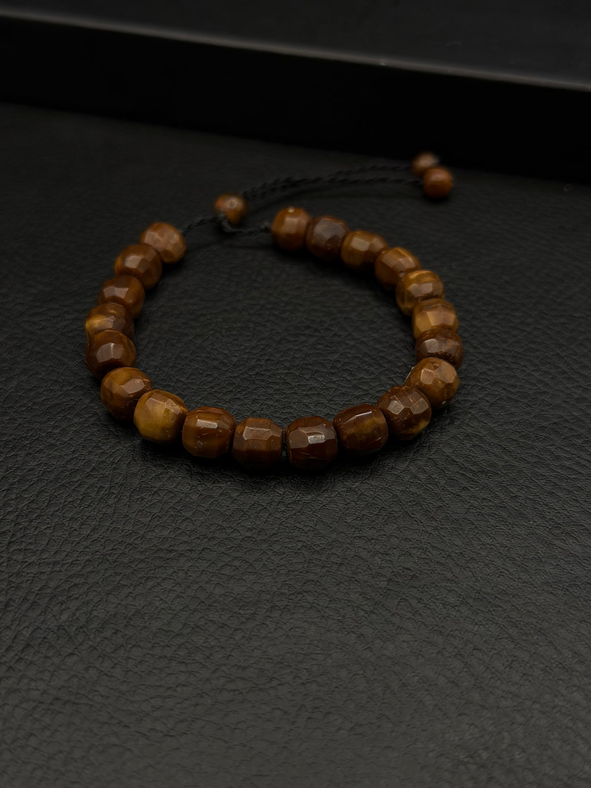 Unisex Kuka Bracelet – Adjustable Size
