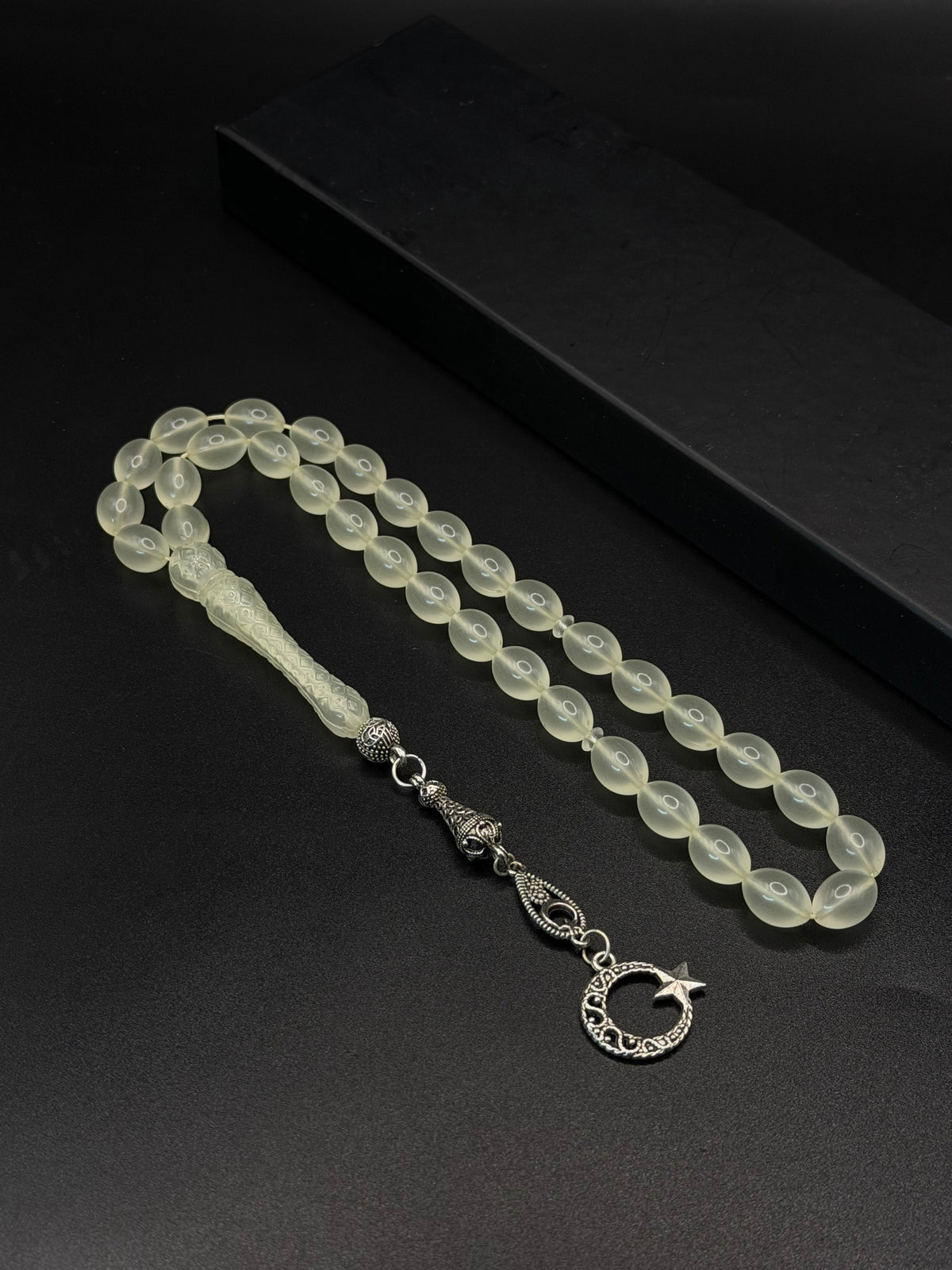 Glow in the Dark Tesbih – Oval Cut – İmame Nakkaş – Alloy Tassel