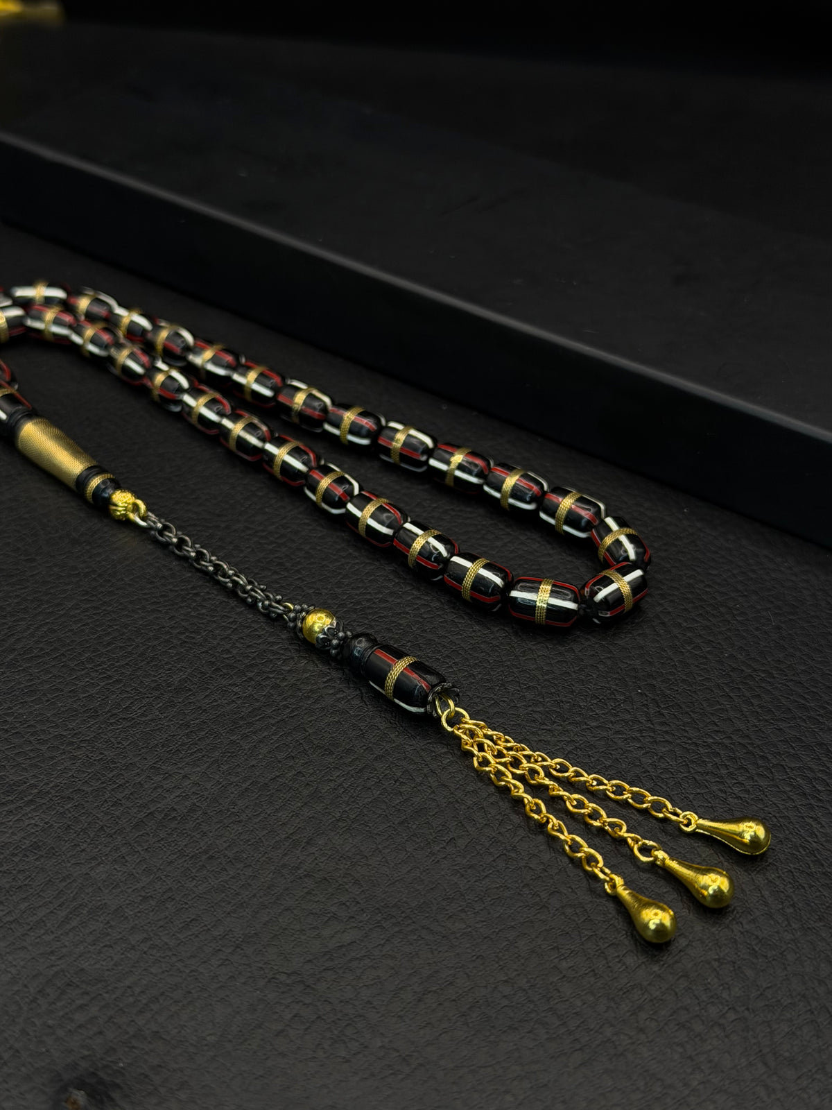 Black Kuka Tesbih – Brass & Mine Inserted Alloy Tassel