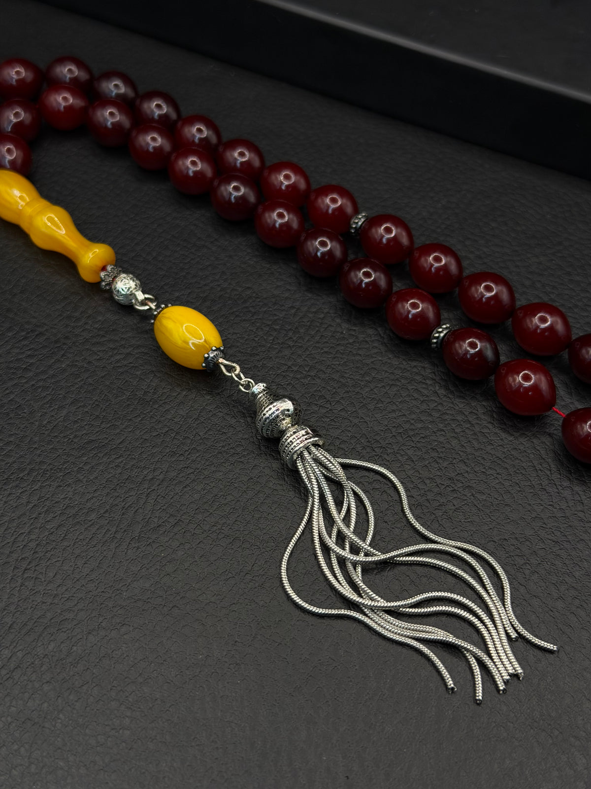Cherry Shaved Compressed Amber – Alloy Tassel – Barley Cut