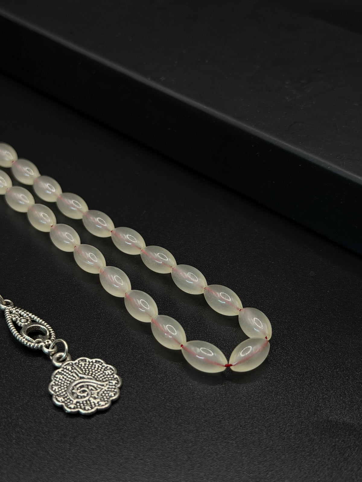 Glow in the Dark Tesbih – Oval Cut – Alloy Tassel