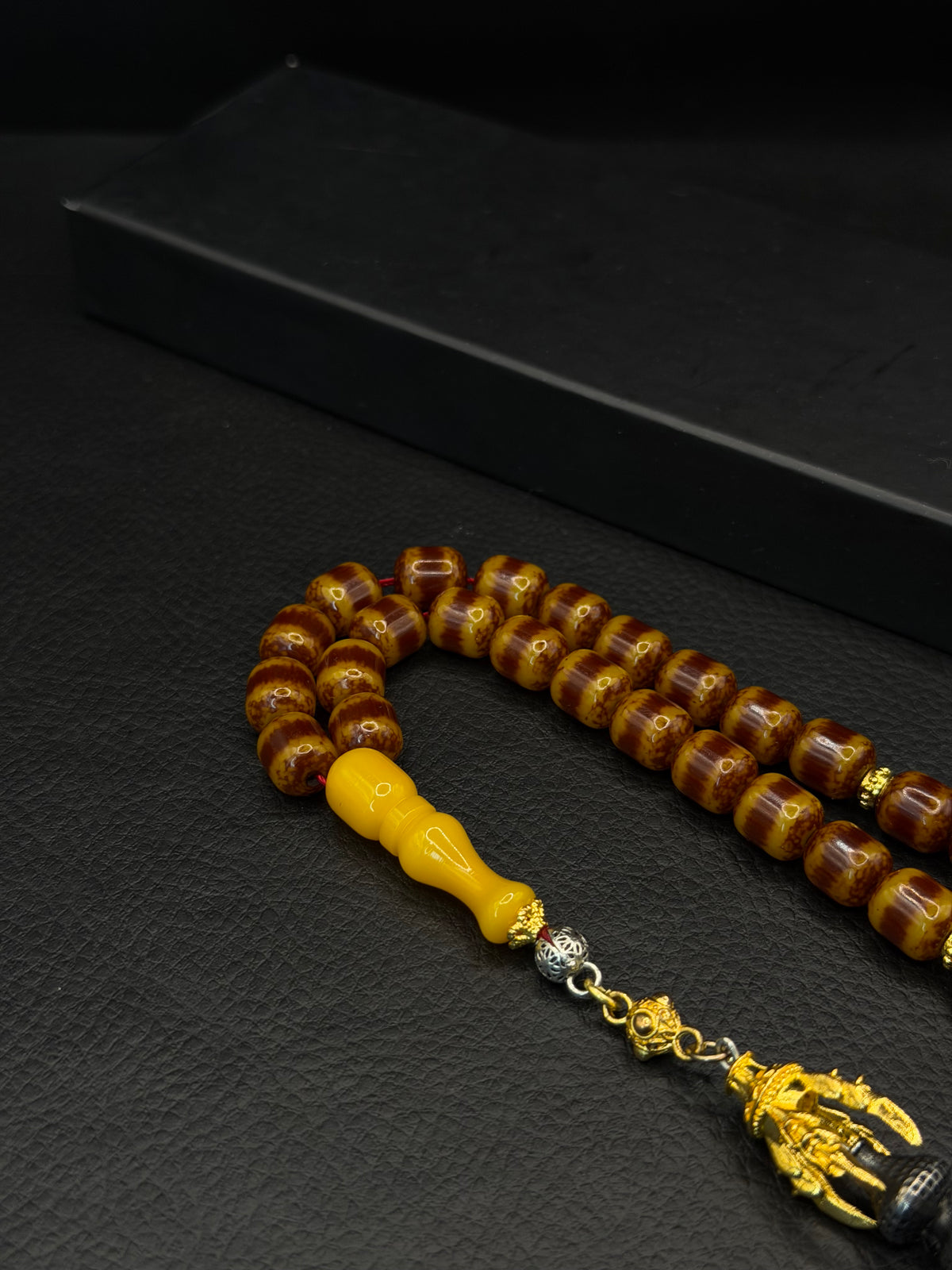 Zeyzun Ottoman Style Compressed Amber Tesbih – Capsule Cut – Alloy Tassel