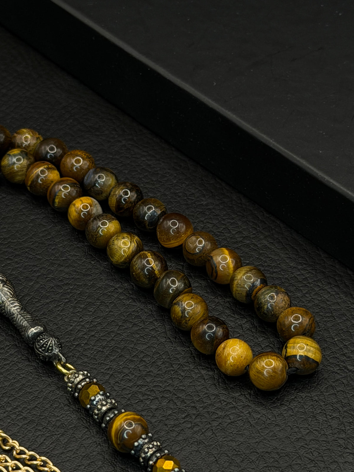 Tiger Eye Natural Stone Round Cut Tesbih – Alloy Tassel