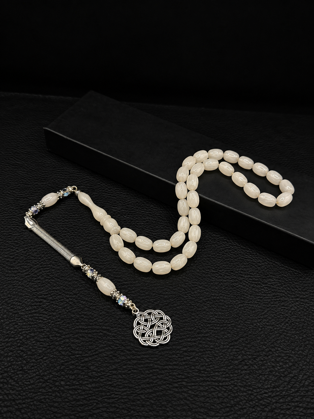 Katalin Tesbih – Custom Alloy Tassel