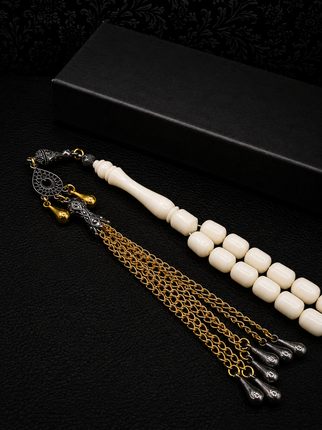 Cam-el Tesbih – Custom Tassel